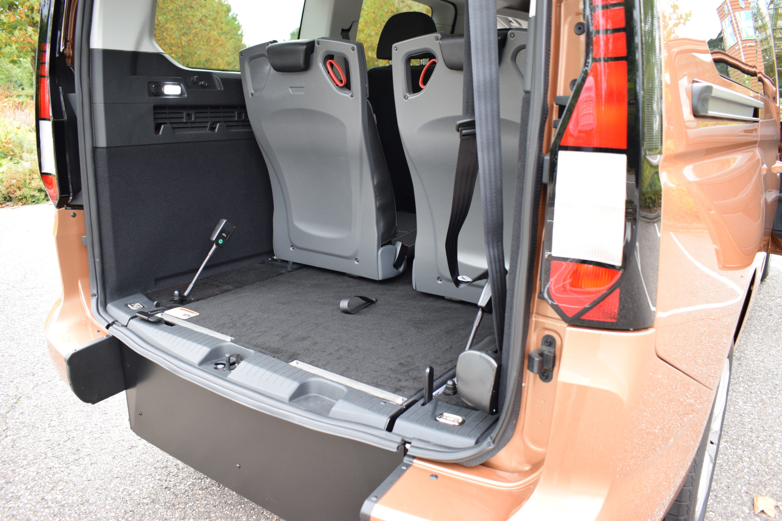 Rullestol tilpasset bil - VW Caddy Maxi 5 Quipd - Bilde 5