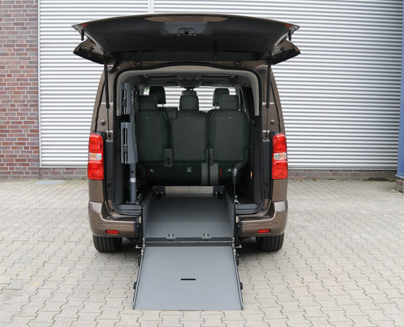 Baksenket bil - Toyota ProAce Verso EV - Quipd - Bilde 2