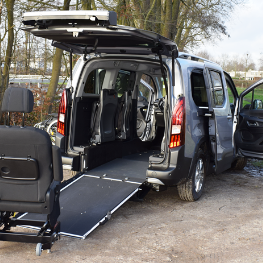 Gulvsenket bil - Peugeot Rifter L2 Quipd - Image 4